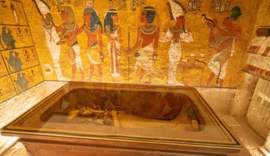 Откриха мумии, запечатани в саркофази, които не са отваряни от 4300 г.